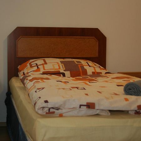 Art Star Hotel Хостивице Екстериор снимка