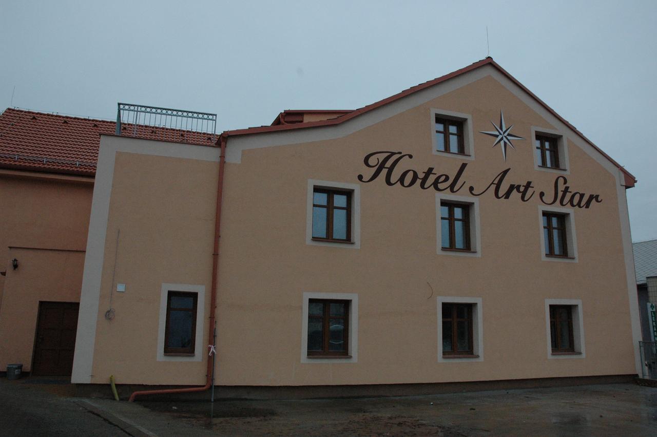 Art Star Hotel Хостивице Екстериор снимка