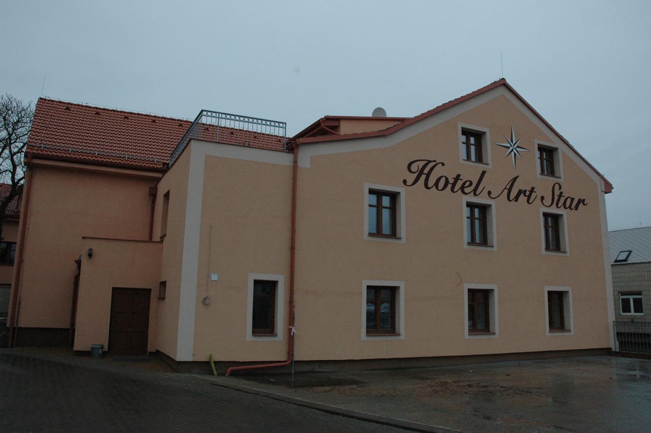 Art Star Hotel Хостивице Екстериор снимка
