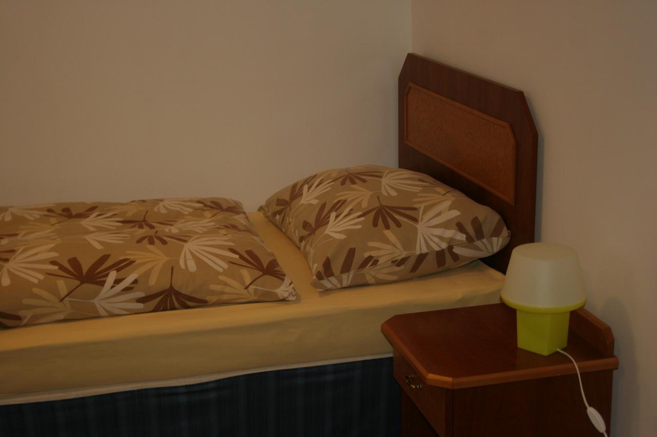 Art Star Hotel Хостивице Екстериор снимка