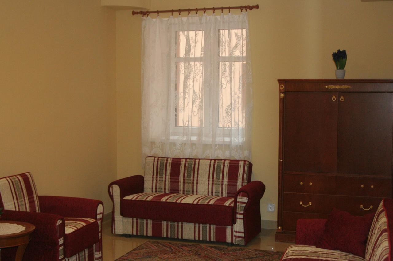 Art Star Hotel Хостивице Екстериор снимка